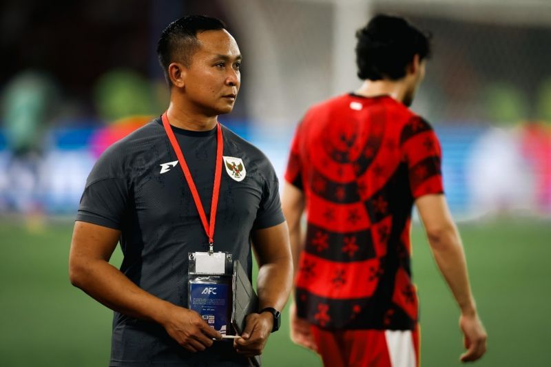 Sofie Imam Faizal, pelatih fisik yang turut mengantarkan Timnas U-17 lolos ke Piala Dunia Qatar 2025. Ia mendapat kesempatan kuliah doktor di FIKK Unesa.