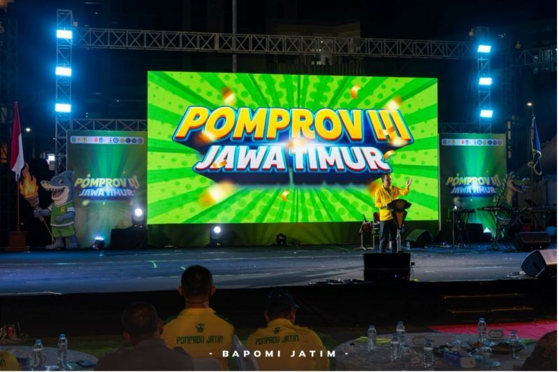 Sekdaprov Jatim, Adhy Karyono memberikan sambutan pembukaan Pomprov III Jatim 2025.